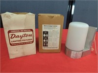 New Vintage Dayton single Light fixture