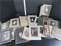 BOX OF APPROX. 55 OLD / VINTAGE PHOTOS