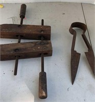 Vintage Wood Carpentry Clamp 10”,  Old Metal