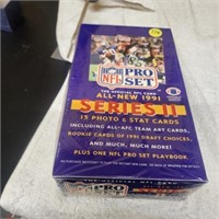 Unopened Box  36 Wax Packs Series II 1991 Pro Set
