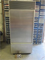 Sub-Zero model 550 refrigerator/freezer