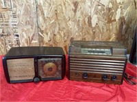 2 vintage radios