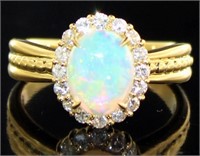 18kt Gold 1.54 ct Natural Opal & Diamond Ring