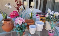 K - MIXED LOT OF PLANTERS, CANDLE HOLDERS, DECOR