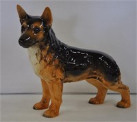 Goebel German Shepherd, 13" L x 11" T