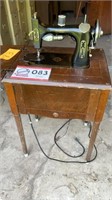 Florence rotary sewing machine in case electric