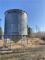 Westeel Rosco 2000 +/- Bushel Hopper Grain Bin