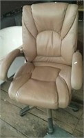 Plush Tan Office Chair