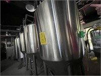 STAINLESS STEEL BREWING TANK