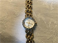 Vintage Ladies Gruen Quartz Goldtone Watch
