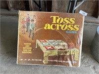 TOSS-ACROSS GAME IN BOX