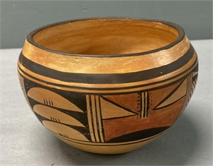 Early Native American Hopi Pottery Bowl