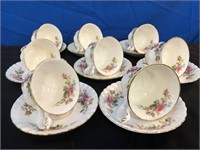 Royal Albert Set of 8 Cup & Saucers -Moss Rose