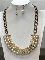 NECKLACE & PIERCED EARRING SET