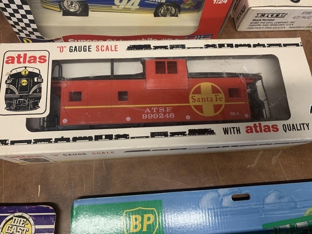 ATLAS O GUAGE SCALE TRAIN