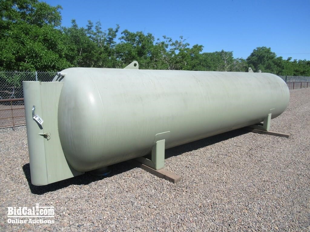 3,000 Gallon Water Tank