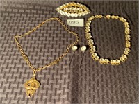 Antique Necklaces Gold Tone Crystal+Brooch &