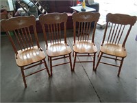 4 Dining Room Chairs