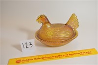 Vintage Carnival Glass Hen on Nest Small chip on