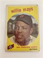 1959 Topps Baseball Card - Willie Mays #50