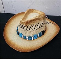 One size fits most straw hat
