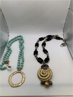 BEADED NECKLACE LOT