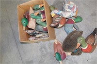 BOX LOT OF STUFFED DUCKS