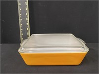 Pyrex 0503 Orange Refrigerator Dish w/ Lid