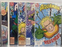 Aquaman DC 1-5 comics  (living room)