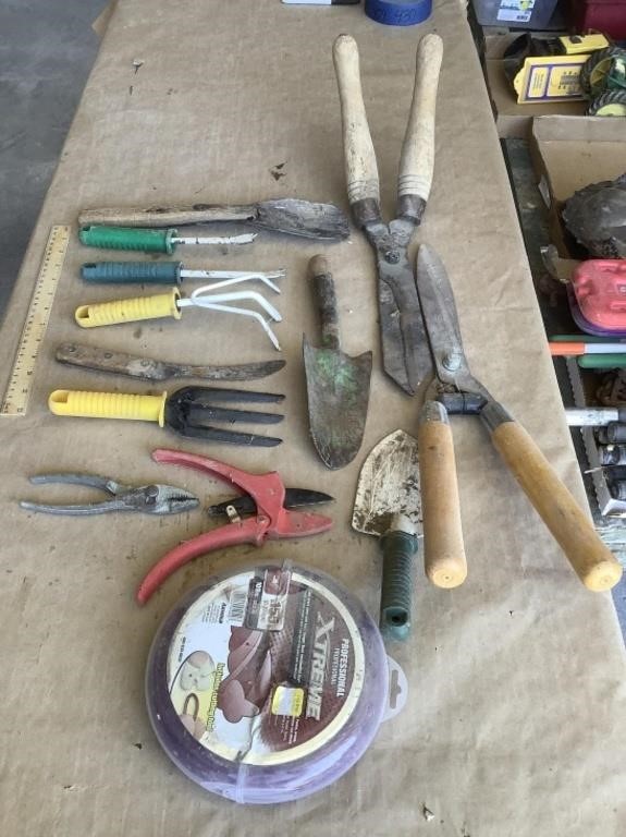 Yard tools