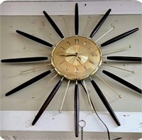 Original Authentic 28 in Starburst Clock WORKS