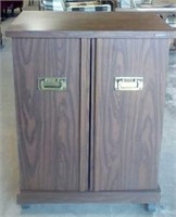 Gusdorf storage cabinet