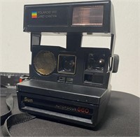 Polaroid 660 Instant  Film Camera