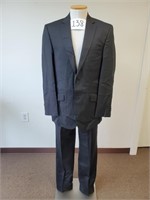 Men's Claiborne 2 Piece Wool Suit