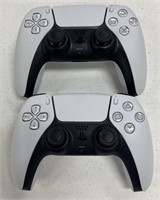 2 - Playstation 5 Controllers