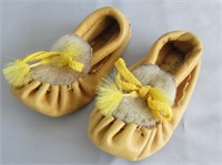 Pair Child's Moccassin's Size 5