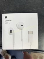 Apple EarPods  USB-C  Wired with Controls