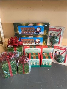 Snowman Figurines, Santa Signs, Mistletoe & Gift