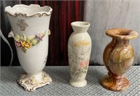 11 - LOT OF 3 COLLECTIBLE VASES (W110)