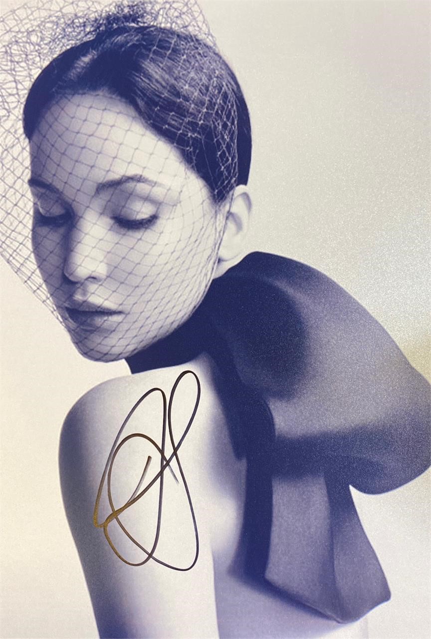 Autograph  
Jennifer Lawrence Photo