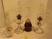 4 Kerosene Lamps with Chimneys