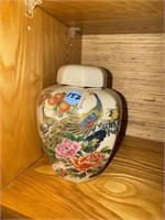 JAPANESE URN