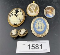 Brooches and a pair earrings
