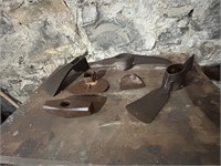 COLLECTION OF PRIMITIVE TOOLS