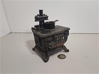 Queen Cast-Iron Miniature Stove