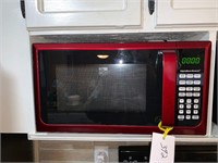 CLEAN RED MICROWAVE OVEN NICE