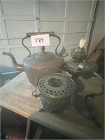 VINTAGE BRASS LOT-LAMP, KETTLE ETC