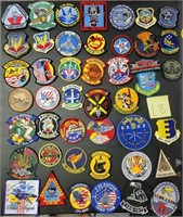 W - LOT OF COLLECTIBLE PATCHES (L8)