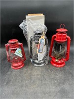 3 Lanterns w/ Handles 2 in Packages