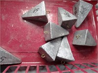 Lot of 4 oz Pyramid Lead Sinkers